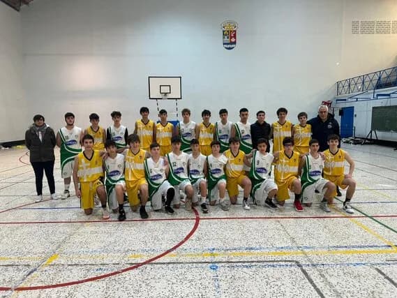 Portada: Crónica cadete B AD marianistas - ADESA 80
