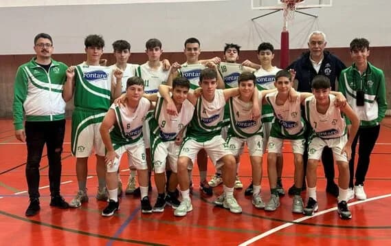 Portada: Nuestros cadetes b, se imponen a domicilio a ubjerez 38-48